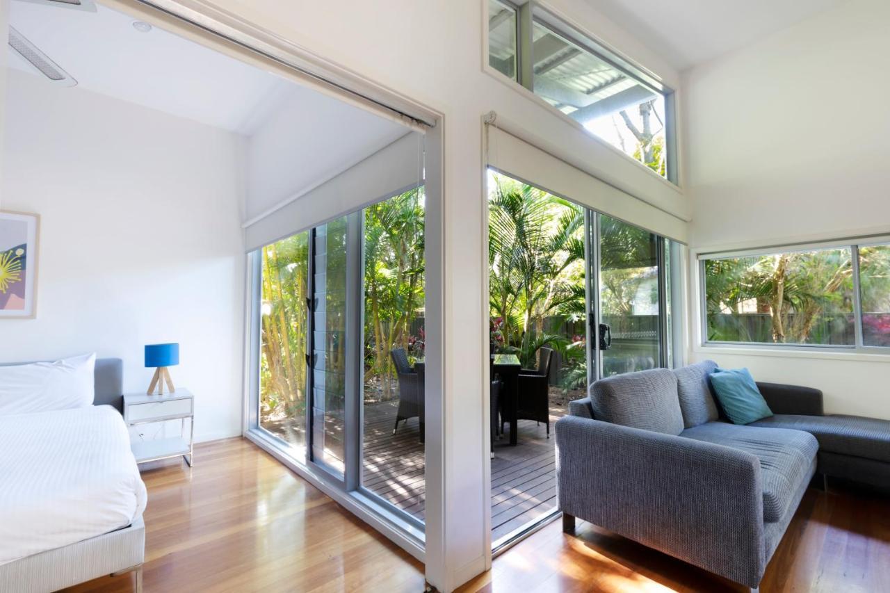 Mobys Beachside Retreat Blueys Beach Exteriör bild