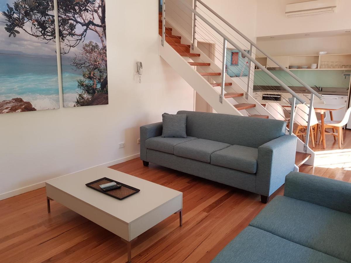Mobys Beachside Retreat Blueys Beach Exteriör bild